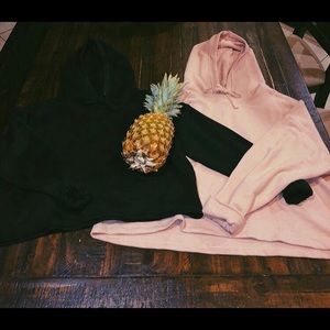 Cropped hoodies